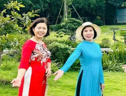Đến với bài thơ “HÀ NỘI NGÀY CON XA” của Nguyễn Thị Toán