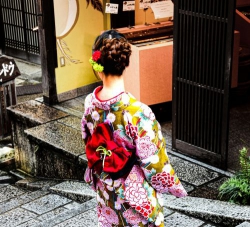 Yêu như số phận