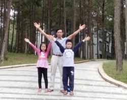 Nhắc con