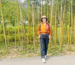 Năm tháng ngút ngàn không trở lại