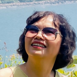 Ngày nào ta cũng nhìn lên bầu trời