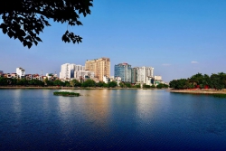 Đi quanh hồ Thiền Quang 7 vòng…