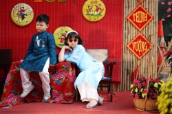 Bà ơi!