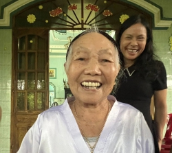 Mẹ và con gái